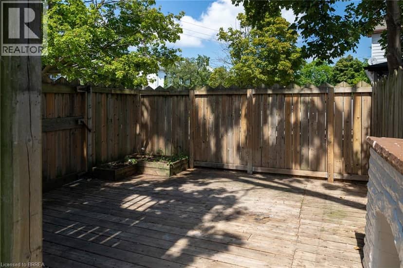 99 WEST Street, Brantford, photo 7