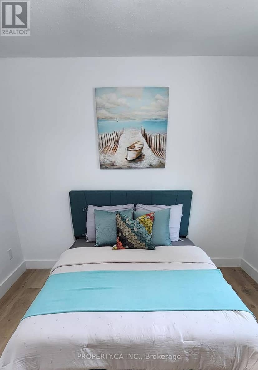 39 Lake Avenue — photo 1 of 17