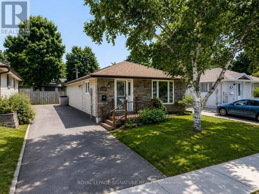 1133 Norman Crescent — photo 1 of 9