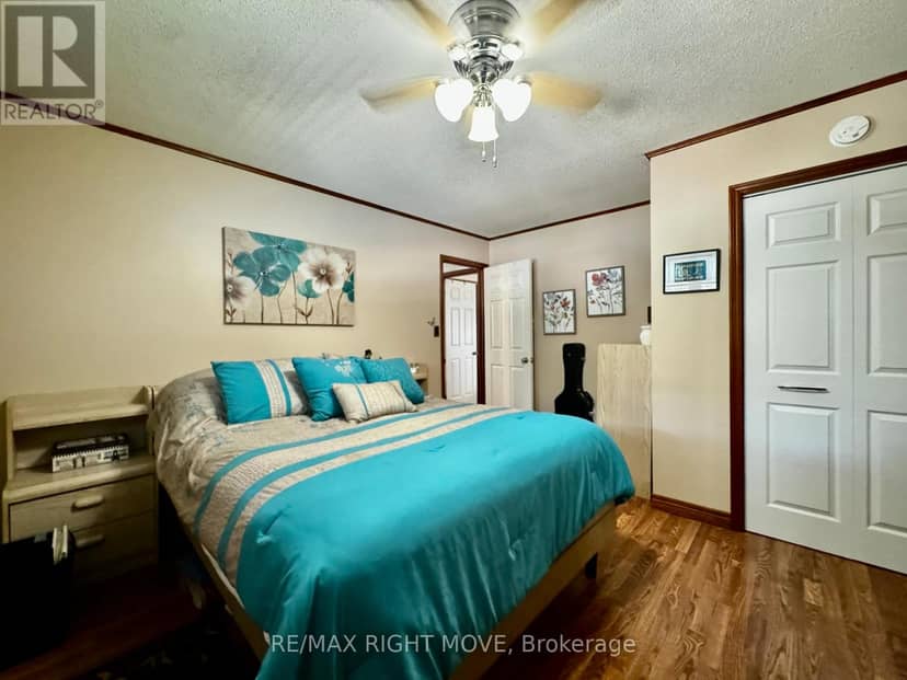 8 Gaudaur Court — photo 15 of 35