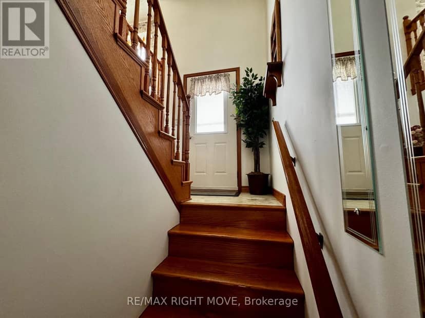 8 Gaudaur Court — photo 16 of 35
