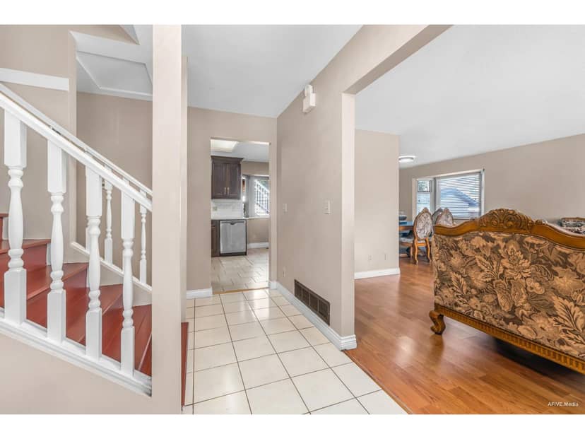 9087 144 STREET, Surrey, photo 5