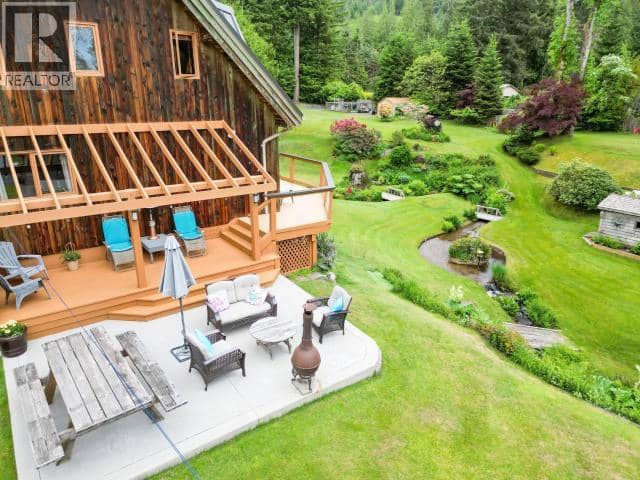 5621 ALLEN AVE, Powell River, photo 5