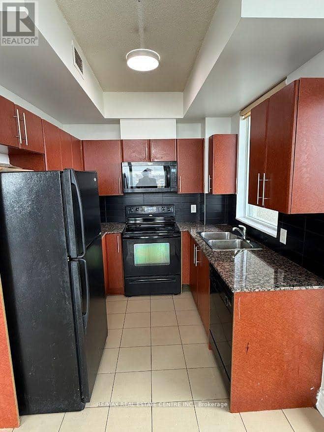 1705 - 3515 Kariya Dr Drive — photo 24 of 40