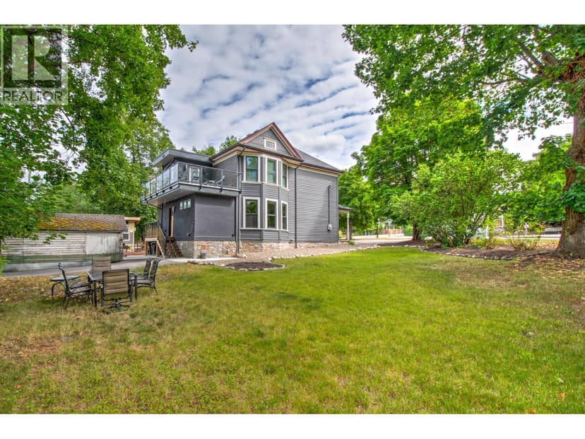 3102 Pleasant Valley Road, Vernon