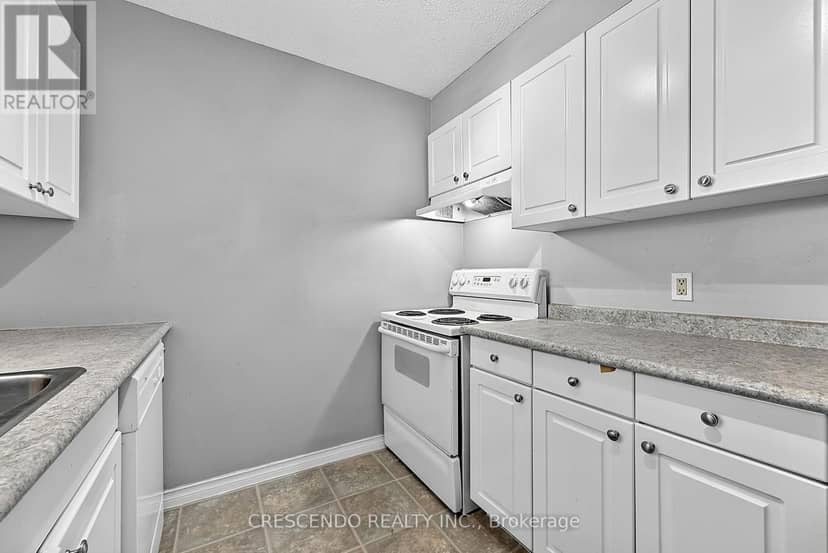 201 - 100 Millside Drive, Milton, photo 7