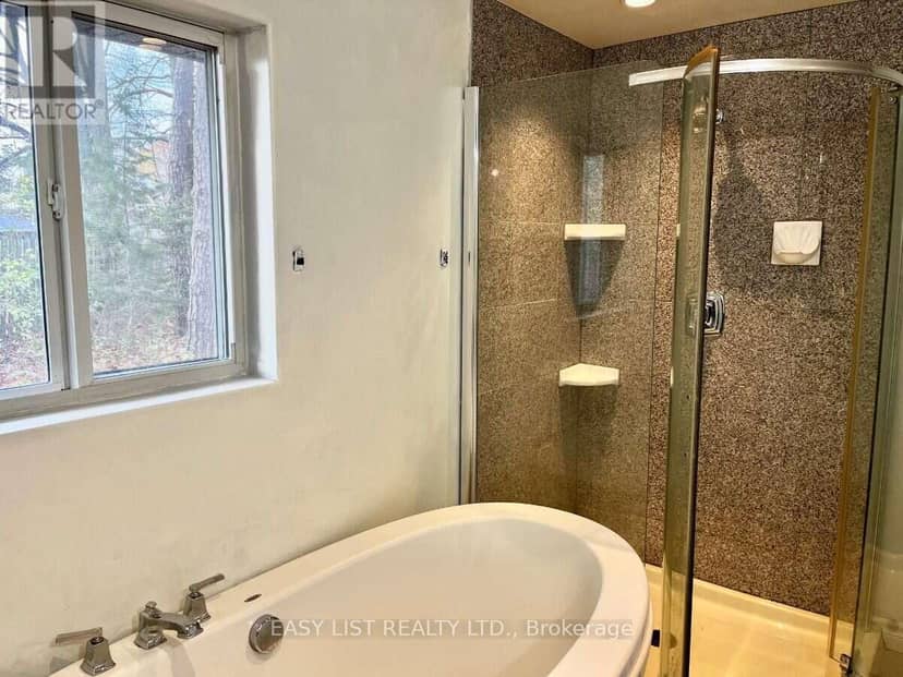 51 Leslie Frost Lane — photo 12 of 15