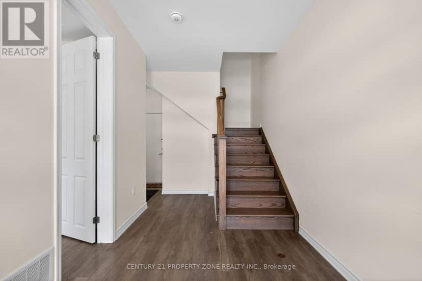 42 - 51 Summer Wind Lane — photo 7 of 40