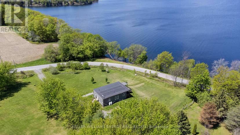 326 Cressy Bayside Road, Prince Edward County, photo 3