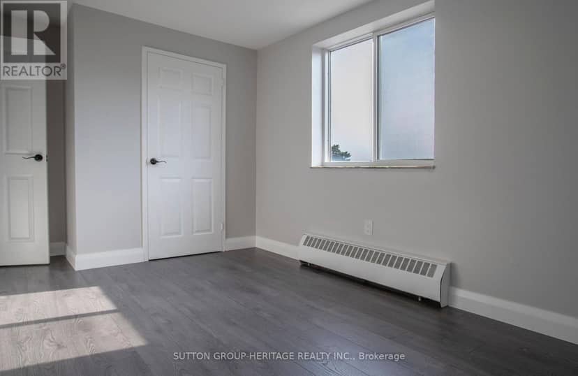 301 - 936 Glen Street — photo 19 of 26