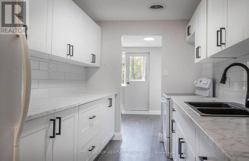 301 - 936 Glen Street — photo 9 of 26