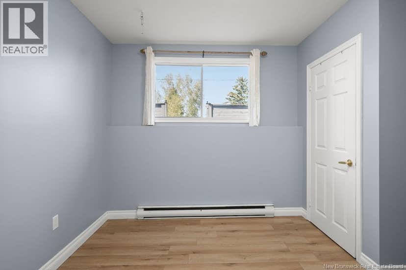 402 Marguerite Street — photo 32 of 40