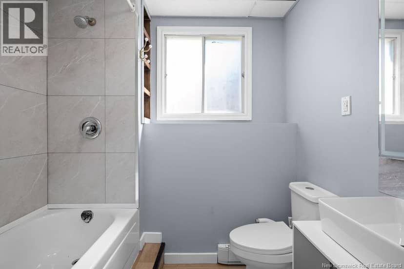 402 Marguerite Street — photo 34 of 40