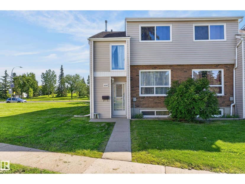 18247 93 AV NW, Edmonton