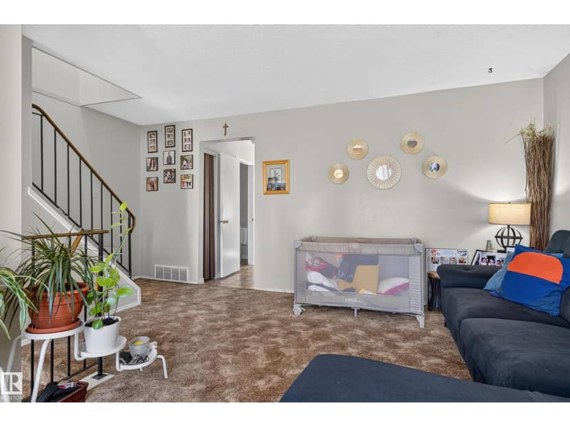 18247 93 AV NW — photo 14 of 38