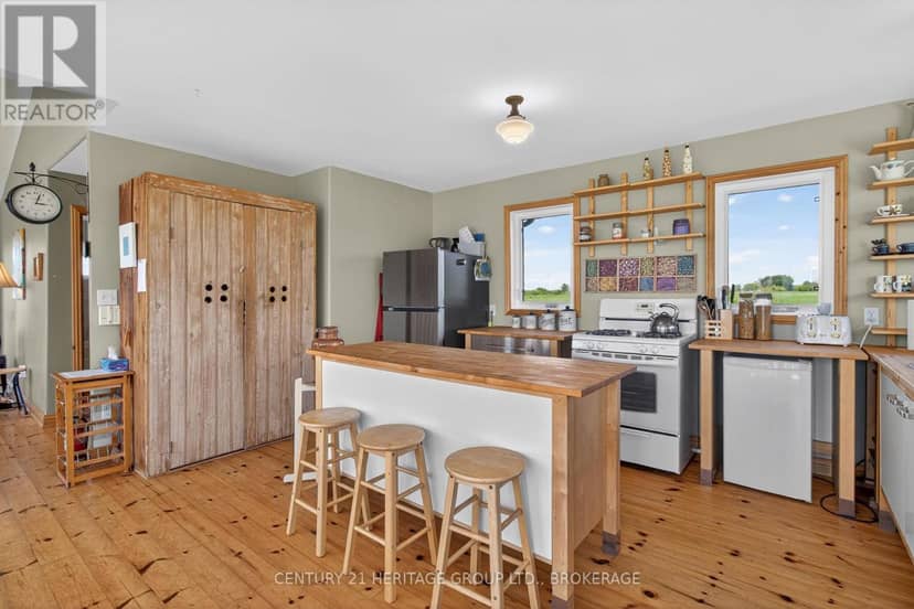 648 Third Line Road, Frontenac Islands, photo 8