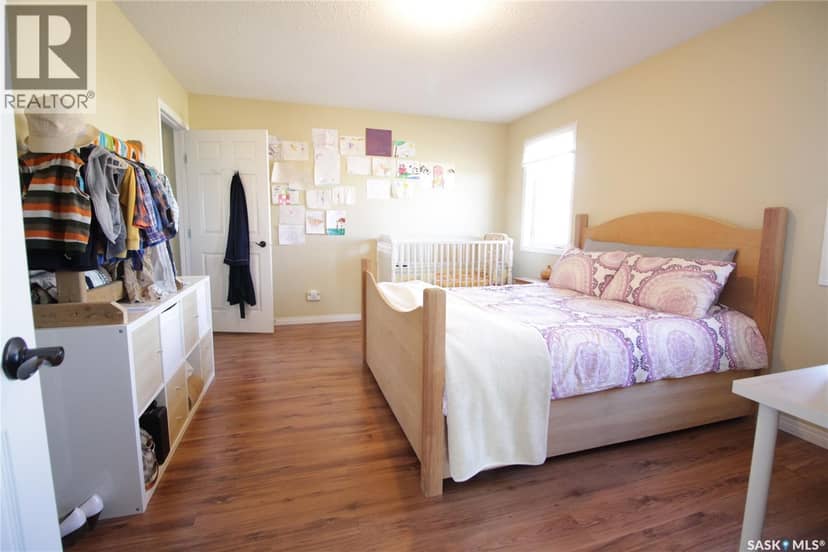 113 Robertson STREET — photo 12 of 22