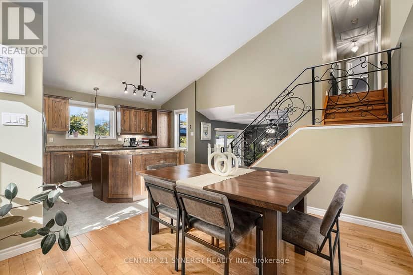 12 Davis Lane — photo 13 of 37