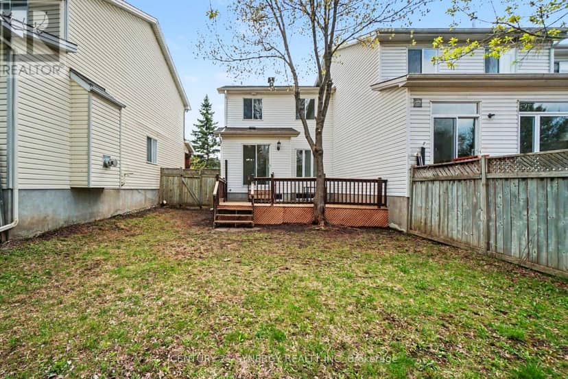 54 Meadowcroft Crescent — photo 33 of 39