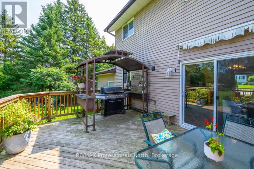 7 Greenwood Crescent — photo 38 of 40