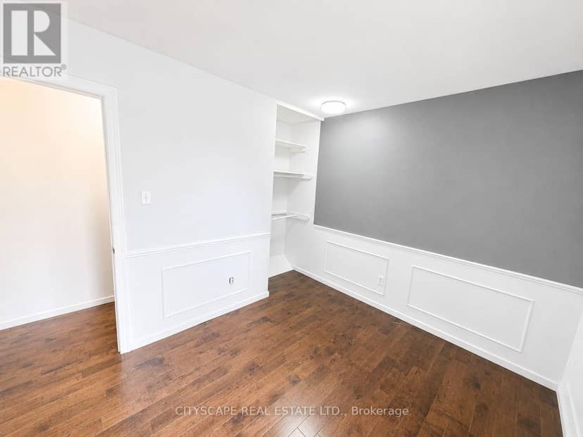 8 - 850 Berkshire Drive — photo 20 of 37