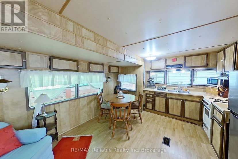 265 - 76735 Wildwood Line — photo 16 of 40