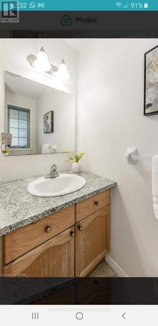 68 Wood Grove Crescent — photo 18 of 20