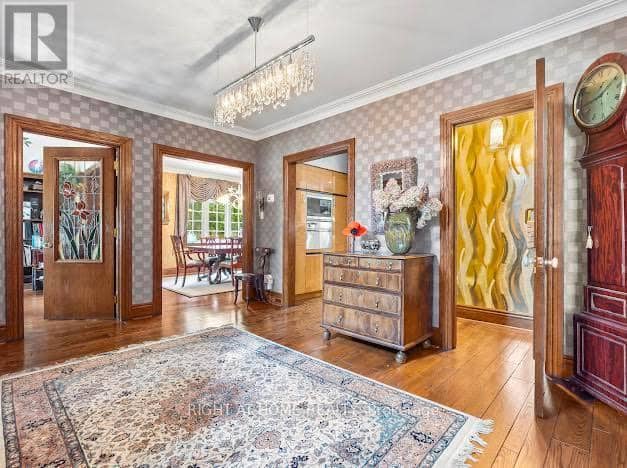 287 Russell Hill Road — photo 18 of 40