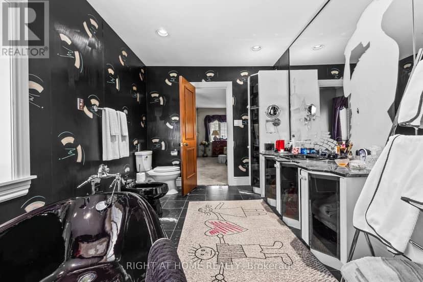 287 Russell Hill Road — photo 30 of 40
