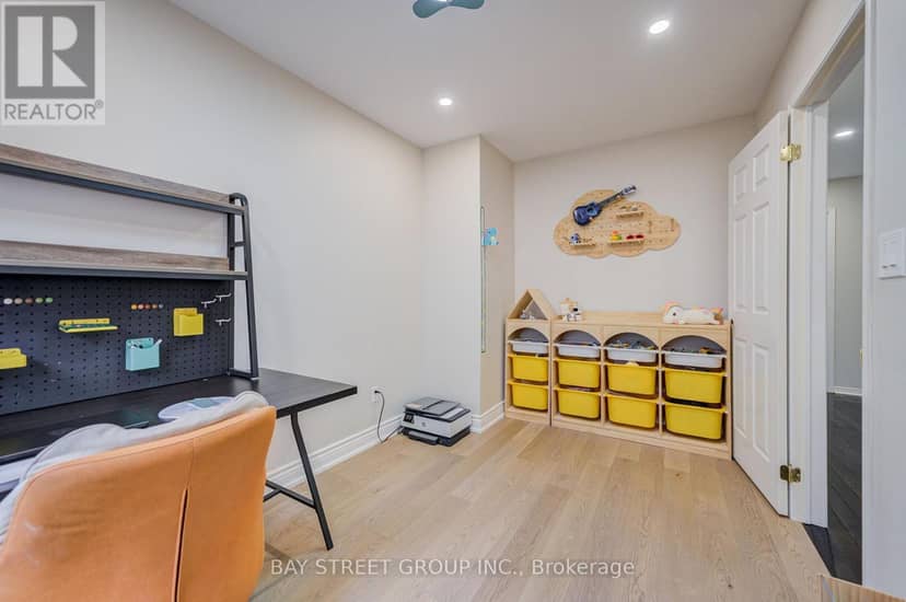 23 Horn Street — photo 17 of 40