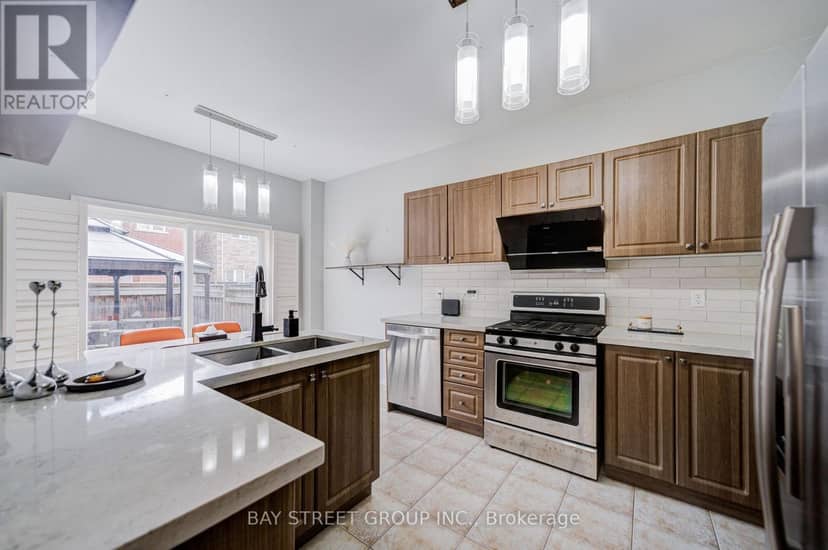 23 Horn Street — photo 11 of 40