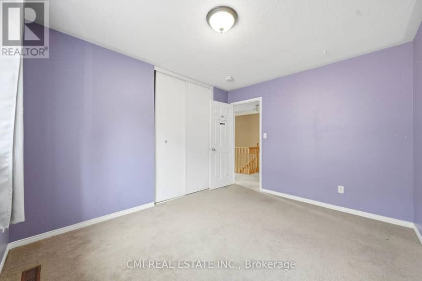 366 Marshall Crescent — photo 21 of 40