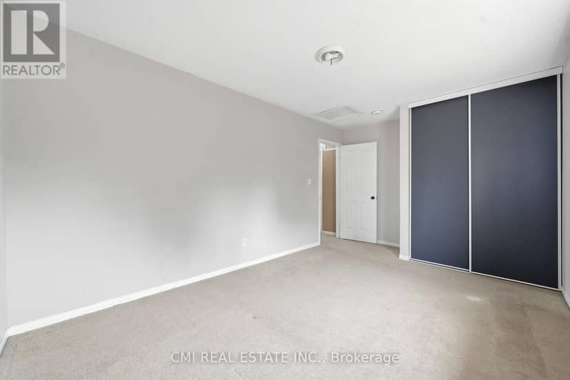 366 Marshall Crescent — photo 23 of 40
