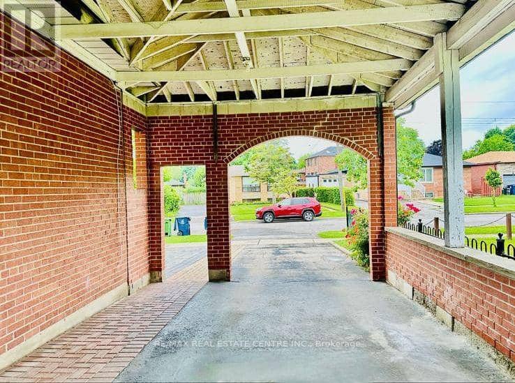 22 Beran Drive — photo 2 of 15