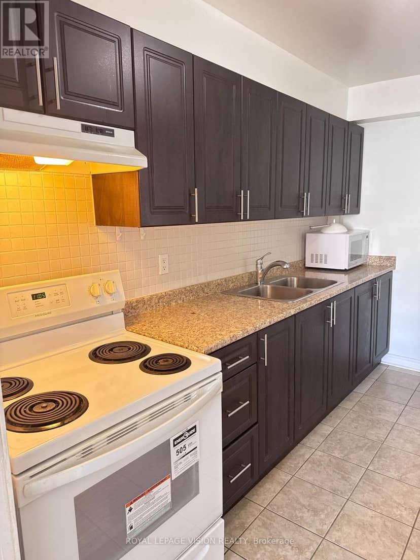 2801 - 5 Massey Square — photo 3 of 18
