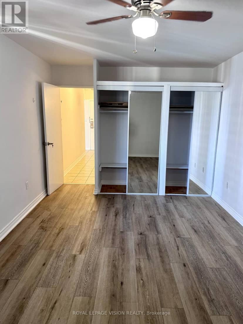 2801 - 5 Massey Square — photo 13 of 18
