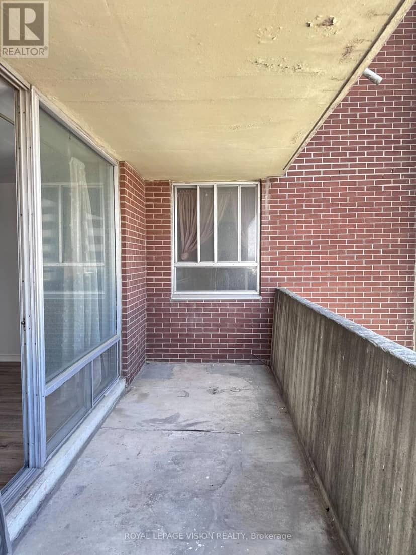 2801 - 5 Massey Square — photo 17 of 18