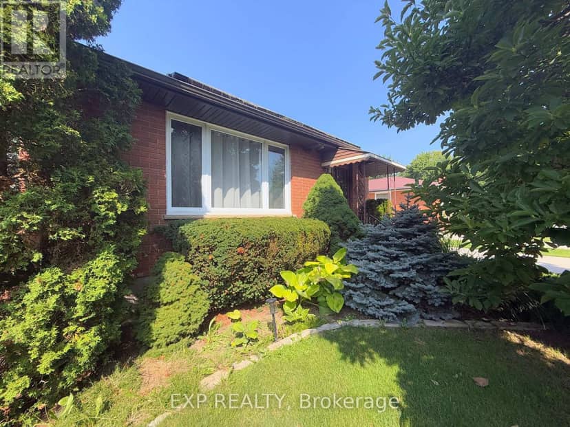 82 Lacey Crescent — photo 3 of 32