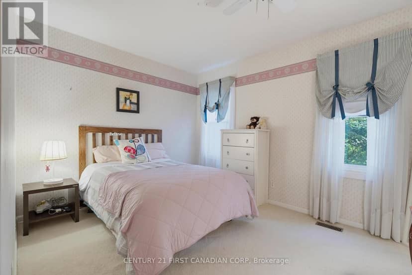 501 Commissioners Road E — photo 28 of 40