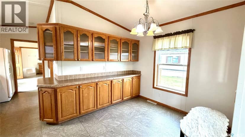 431 Park AVENUE — photo 16 of 40