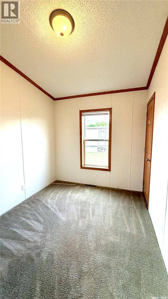 431 Park AVENUE — photo 25 of 40