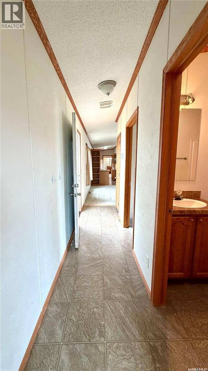 431 Park AVENUE — photo 32 of 40