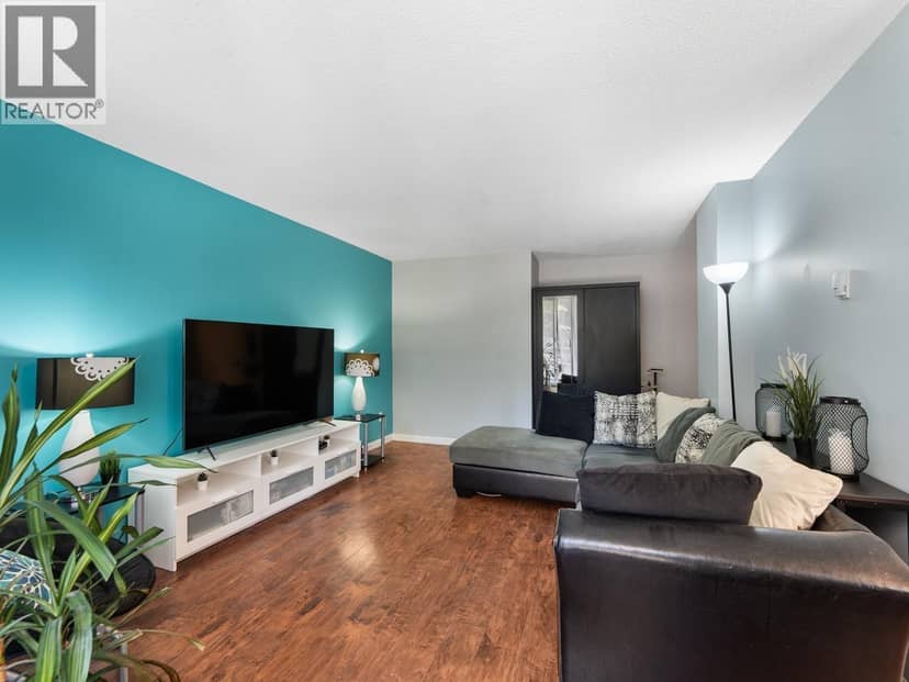 404 320 ROYAL AVENUE, New Westminster, photo 3