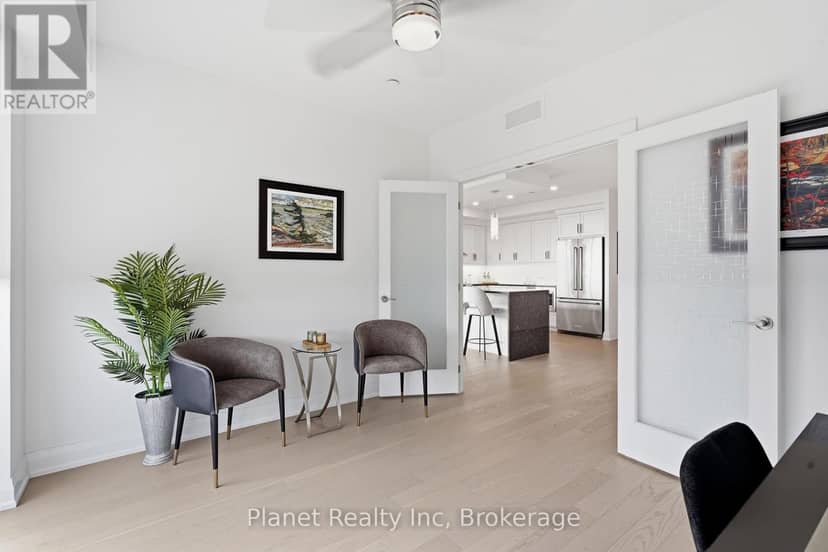 1305 - 71 Wyndham Street S — photo 26 of 40