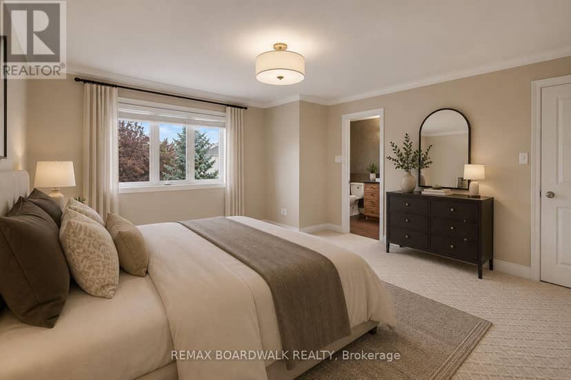 561 Aquaview Drive — photo 20 of 32