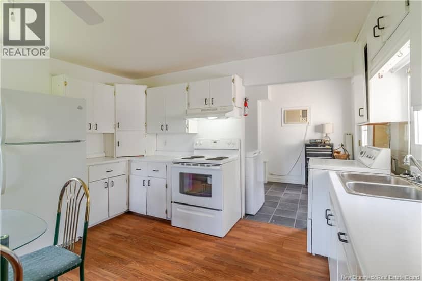 9024 Main Street — photo 20 of 38