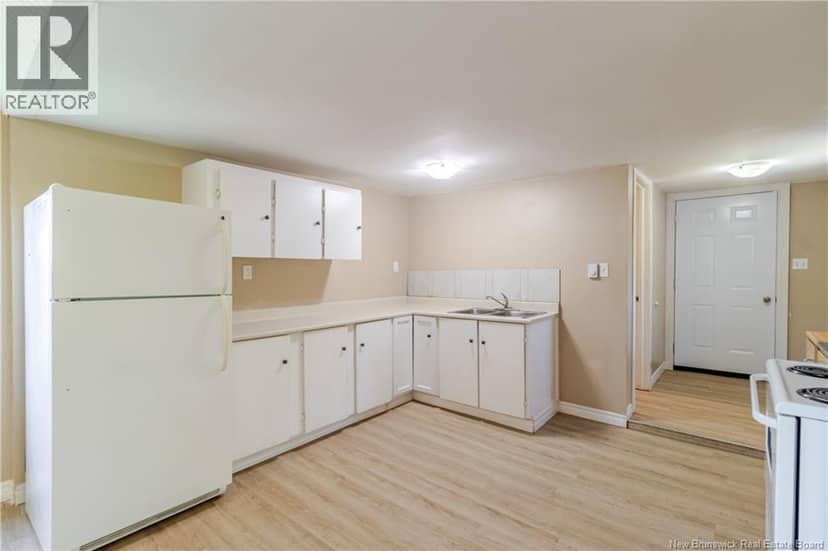 9024 Main Street — photo 7 of 38