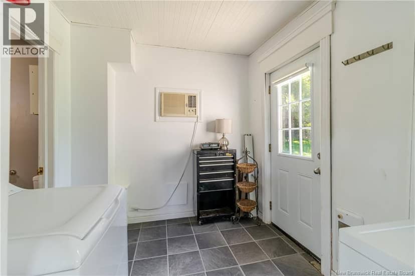 9024 Main Street — photo 20 of 40