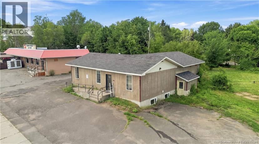 214 Main Street, Minto, photo 2