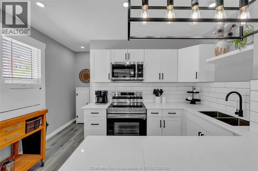 71 Forest STREET — photo 13 of 40